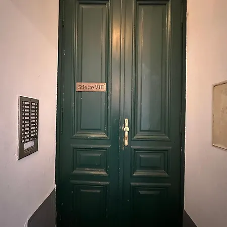 Mariahilfer Location In Daire Viyana