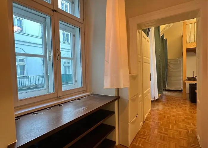 Mariahilfer Location In Vienna